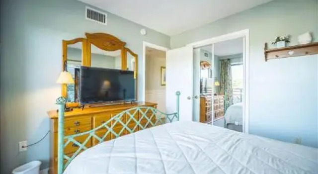 Crescent Dunes Condominium