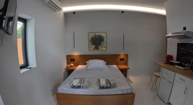 Студия Studio Elia Platamon