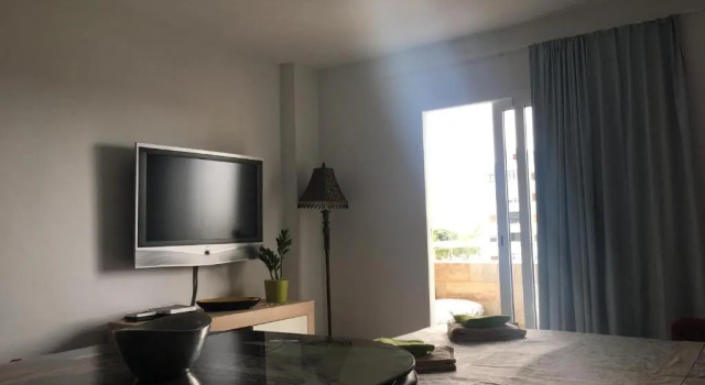 Apartamento con Vistas al Mar, Забронировать Апартаменты/квартира Отели Плайя дель Инглес с бассейном, рядом с Экуменический храм Эль-Сальвадор, Бассейн