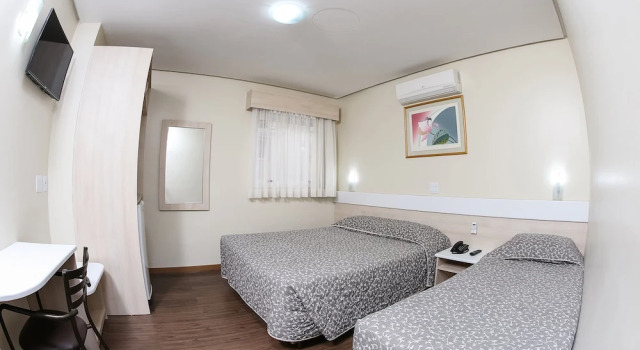 Трёхместный семейный номер Standard Hotel Express Centro Histórico