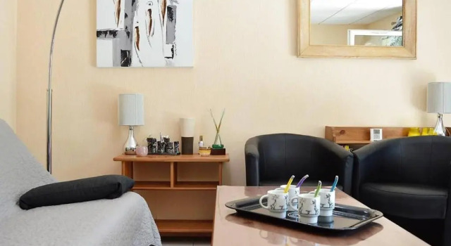 Appartement Le Lavandou, 4 pièces, 6 personnes - FR-1-251-56