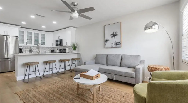 Апартаменты c 1 комнатой Newly Renovated Condo in Apollo Beach