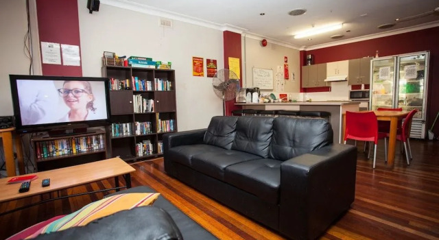 Manly Harbour Backpackers