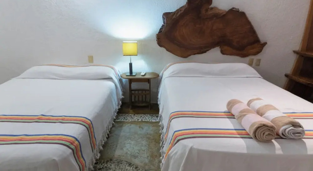 Двухместный номер Standard с балконом Hotel Casa Lasibe Café