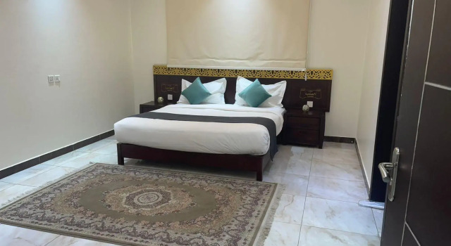 Alathriyah Hotel Suites, Buchen Sie Hotel Hotels in Provinz Riad mit Pool, Schwimmbad