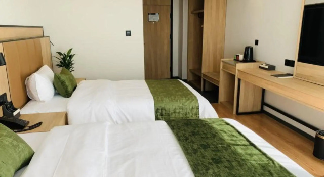 GreenTree Inn Baicheng Taobei Railway Station Hote, Book Hotel Baicheng Jilin