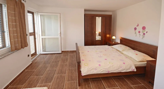 Villa Albatros, Prenota Villa Hotel a Isole Quarnerine con parcheggio, Parcheggio