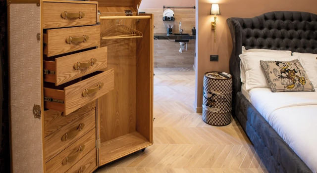 Stile Raro Suite, Забронировать Отель Отели Казерта с парковкой, рядом с Azienda Ospedaliera Sant'Anna e San Sebastiano, Парковка