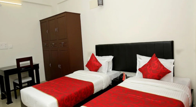 OYO 10369 Technopark Phase 3
