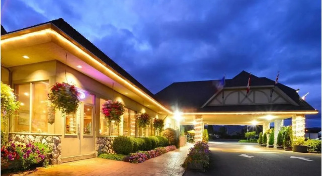The Hospitality Inn, Rezervovat Hotel Hotely v Vancouver island s bazénem, Bazén