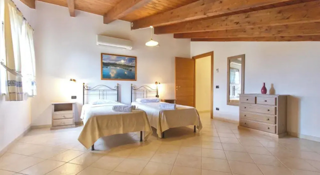 Семейный люкс ISA - Residence with swimming pool a few minutes from Alghero