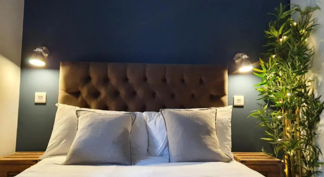 The Aviator - Stunning 1 bed with large balcony, Забронировать Отель Отели Труро с парковкой, рядом с Театр Hall for Cornwall, Парковка