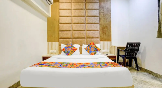 Номер Premium Fabexpress Sumit Palace