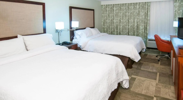 Четырёхместный номер Standard Spark by Hilton Lafayette