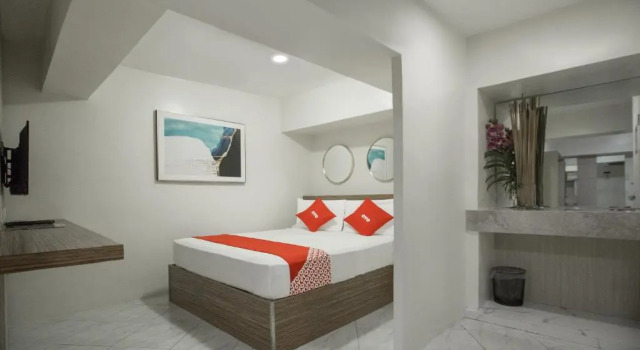 Люкс Deluxe Circuit Hostel