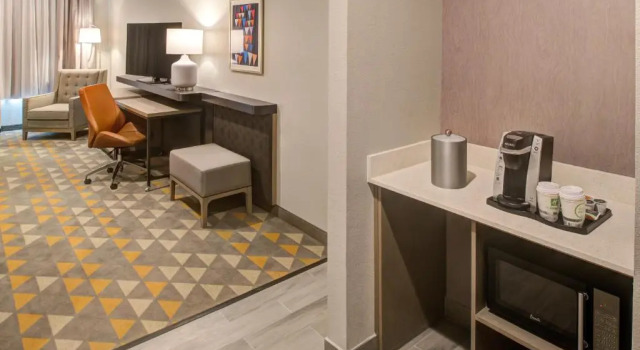 Номер Standard Holiday Inn Hotel & Suites - Houston West - Katy Mills by IHG