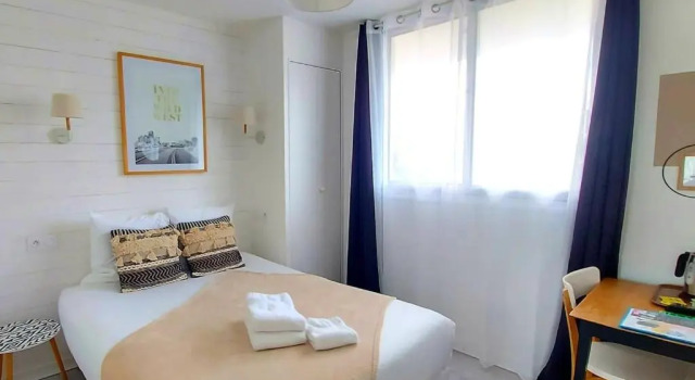 Двухместный номер Standard Hôtel La Croisette & Restaurant Bistrot Gantier en centre ville