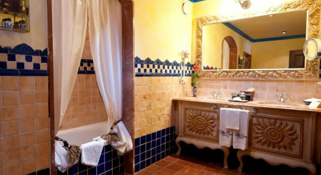 Двухместный номер Europe Villa Cortes GL