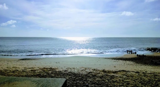 Beachfront Studio Apartment, Prenota Appartamento Felixstowe Suffolk