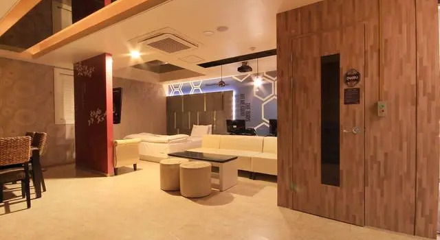 Suite Daegu Dongdaegu Station Kahn