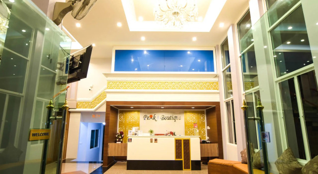 Peak Boutique City Hotel