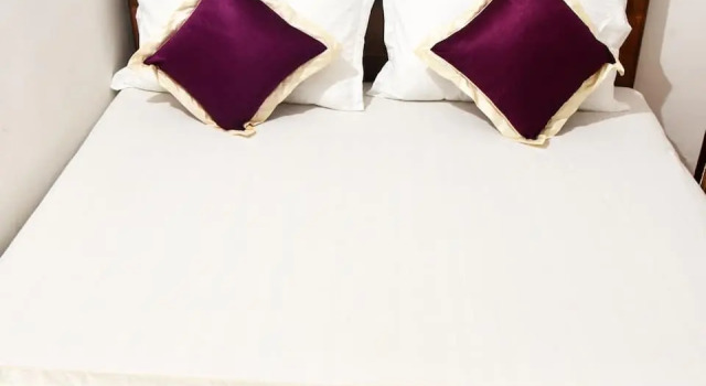 Hotel M R Manfred, Забронировать Отель Калангут Северный Гоа, рядом с Пляж Калангут