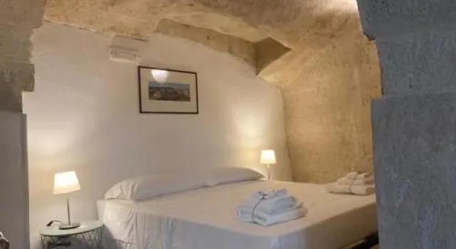 Gatto Bianco Matera