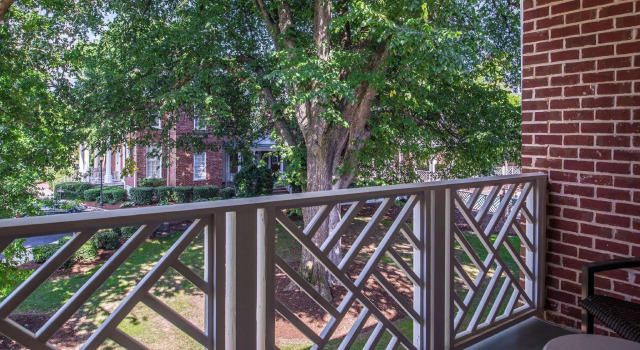Четырёхместный номер Standard с балконом Hampton Inn Lexington-Historic District