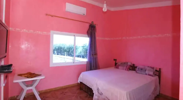 Tahla Garden, Varaa Hotelli Hotellit Taza-Hoceima-Taounate pysäköinnillä, Pysäköinti