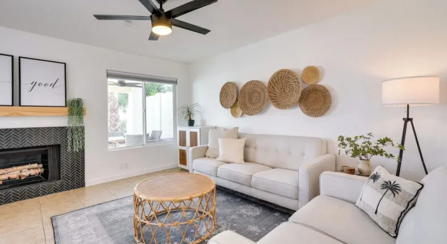 Outdoor Oasis! Mtn-view Desert Getaway in Phoenix, Забронировать Дом для отпуска Финикс 