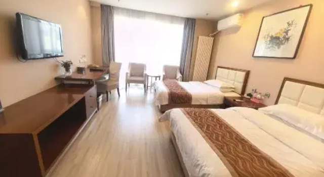Номер Standard West Mansion Hotel