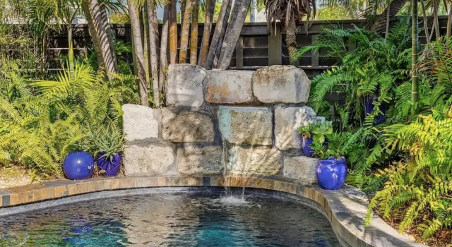 Коттедж Hidden Oasis Gorgeous Home w Pvt Pool