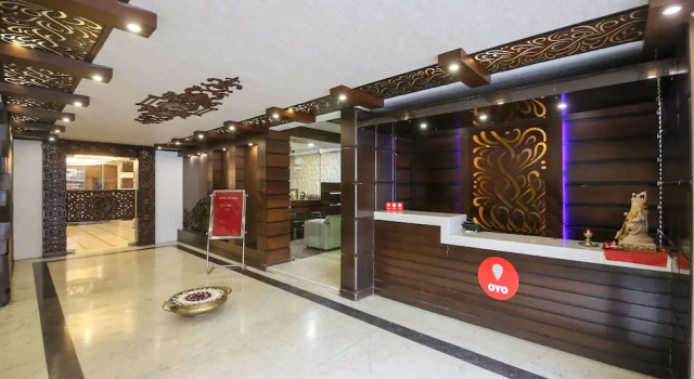 OYO 9857 Hotel Suryaa