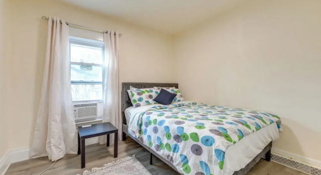 Apartment 2 Mi to Niagara Falls State Park!, Buchen Sie Ferienwohnung Niagara Falls 