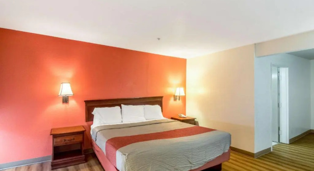 Номер Standard Motel 6 Oklahoma City OK Fairgrounds West