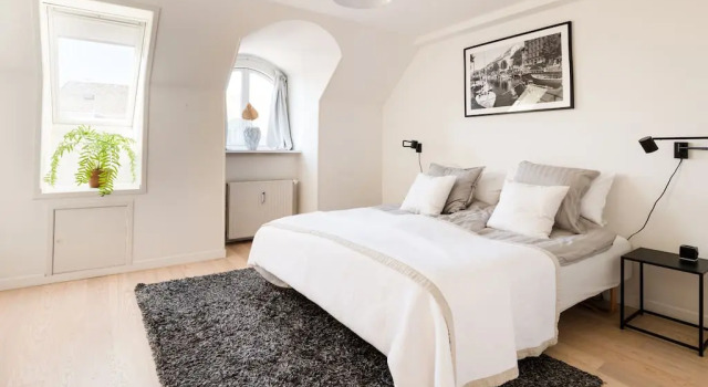★210SQM Lux Penthouse, City centre-next to Tivoli★, Забронировать Апартаменты/квартира Отели Копенгагена с парковкой, рядом с Порт Копенгагена, Парковка