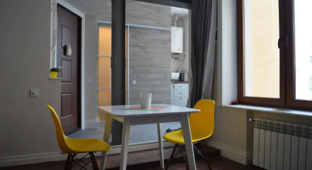 Апартаменты Sunny Studio in the center of Lviv