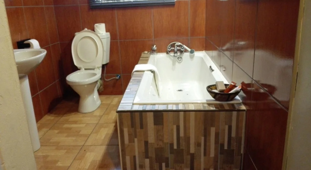 Одноместный номер Standard c 1 комнатой с видом на внутренний двор Chobe Sunset Chalets