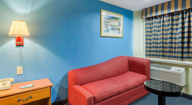 Rodeway Inn South Houston, Book Hotel South Houston Texas