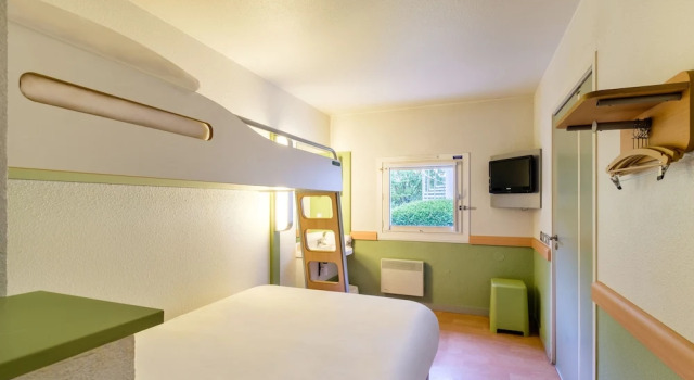 Трёхместный номер Standard B&B HOTEL Cannes Mouans Sartoux