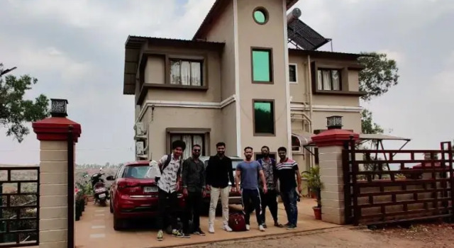 Gold Nest Valley View 3BHK (3DAYS MINI. STAY)