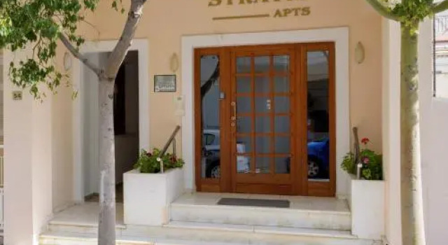 Stratis Apartments