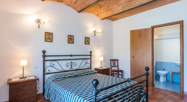 Podere La Madonnina 41297, Забронировать Отель Отели Кастильончелло 3 звезды, 3*