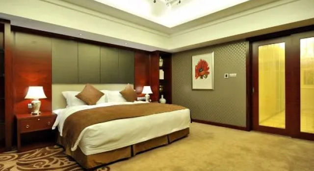 Люкс Presidential Xiangsheng Century Hotel