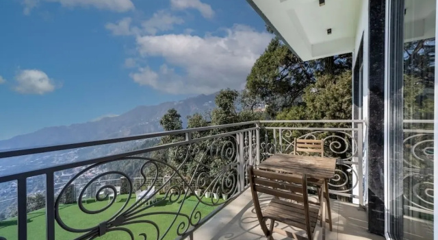 Двухместный номер Premium с балконом и с красивым видом из окна Baris resort Mussoorie