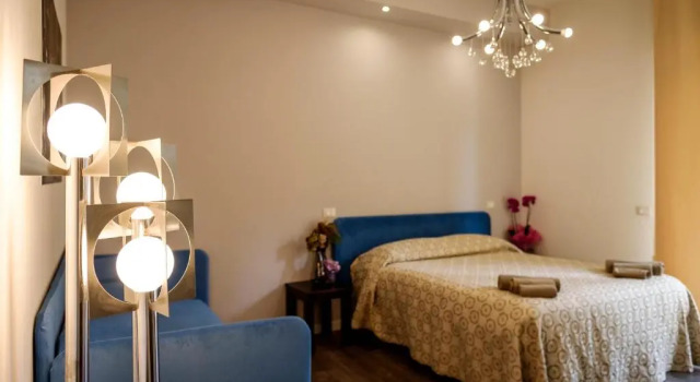 B&B Corso Diaz, Забронировать Отель Отели Равенны с парковкой, рядом с Базилика Св. мученика Виталия, Парковка