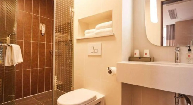 Yimeiju Hotel (Hebi east railway station store), Rezervovat Hotel Hebi Henan