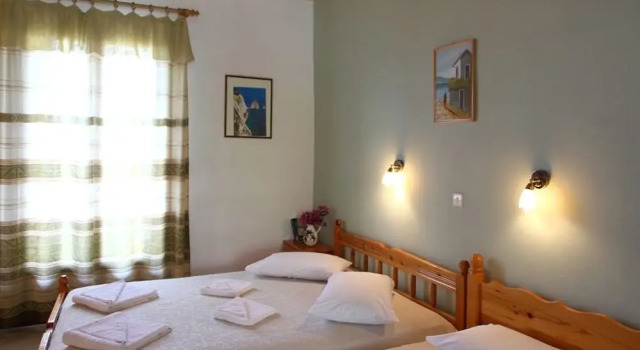 Трёхместный номер Standard с видом на море Hotel Nostos