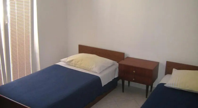 Apartments Selez, Book Apartment Hotels in Mandre with Parking, Parking