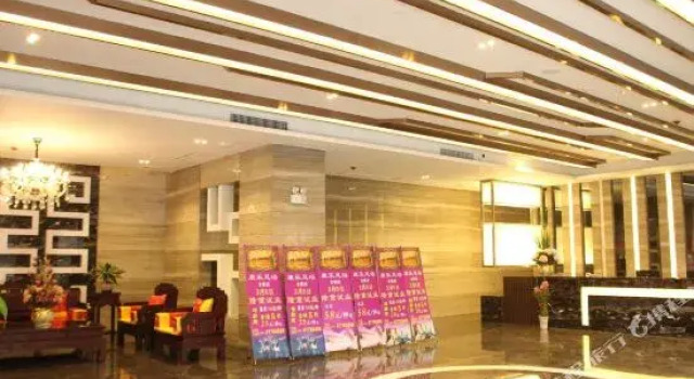 Lucky Hotel, Boek Hotel Hotels in Guangdong met parkeren, Parkeren